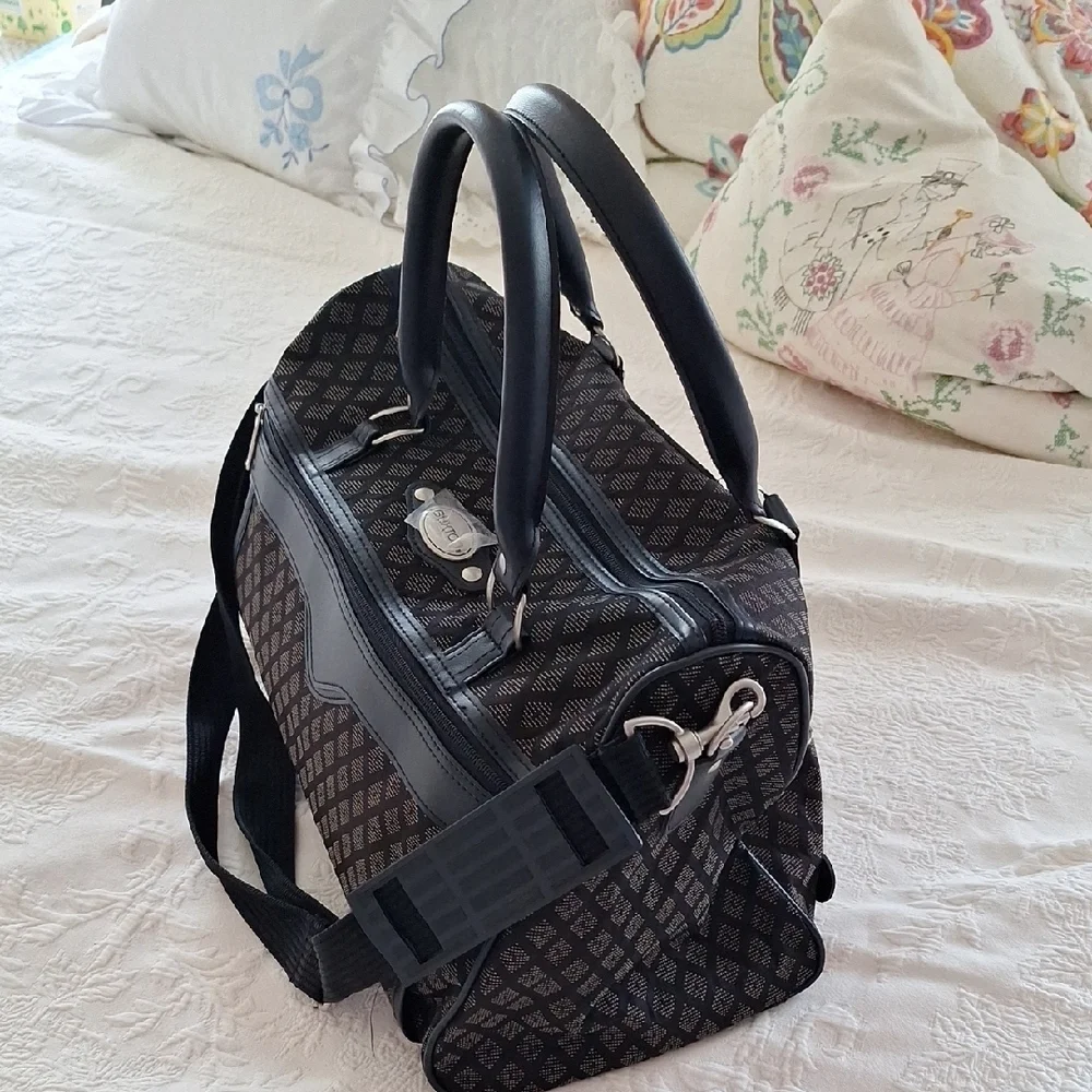 Buxton Black and Brown Patterned Duffel Bag